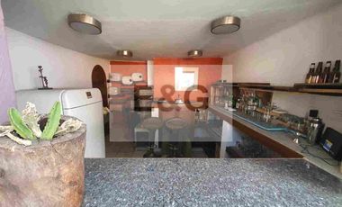 Oportunidad de Gran Casa en excelentes condiciones en la Col. el Carmen, muy cerca del Centro Histórico de Puebla