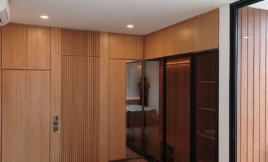 Rumah Premium Riverside Residence Furnished & Smart Home, Dekat PVJ & Tol Pasteur