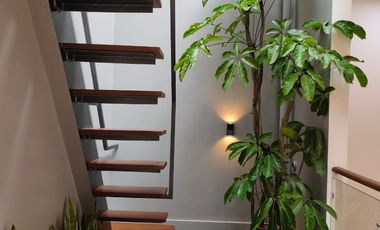 Rumah Premium Riverside Residence Furnished & Smart Home, Dekat PVJ & Tol Pasteur