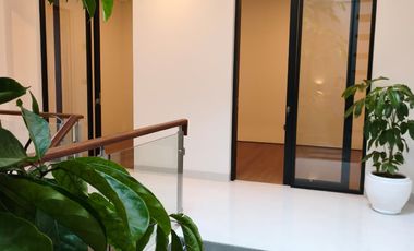 Rumah Premium Riverside Residence Furnished & Smart Home, Dekat PVJ & Tol Pasteur