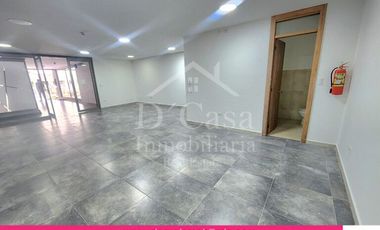 ORDÓÑEZ LASSO RENTO LOCAL COMERCIAL DE 54M2 CON 1 GARAJE