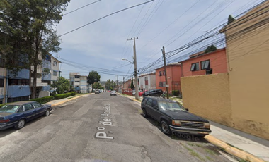 Sk16 Activo Bancario En C. Paseo del Acueducto, Villas de la Hacienda, Atizapan, EdoMex(No Créditos Infonavit e Hipotecarios)