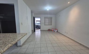 Casa en renta Residencial Santa Cecilia