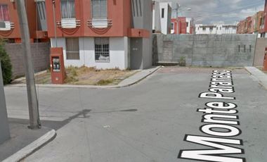 CASA EN VENTA EN CONDOMINIO