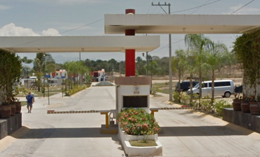 GRAN CASA EN FRACCIONAMIENTO EN VENTA EN VISTA AL MAR 1, COL. LAS MOJONERAS, PUERTO VALLARTA. GRAN OPORTUNIDAD DE INVERSIÓN (RECUPERACIÓN BANCARIA)