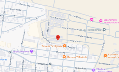 GRAN CASA EN FRACCIONAMIENTO EN VENTA EN VISTA AL MAR 1, COL. LAS MOJONERAS, PUERTO VALLARTA. GRAN OPORTUNIDAD DE INVERSIÓN (RECUPERACIÓN BANCARIA)