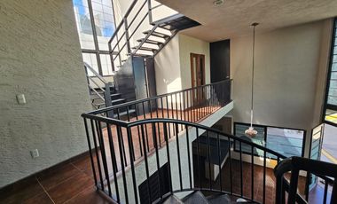 CASA EN RENTA VISTAS ALTOZANO