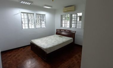 FOR RENT: 4BR HOUSE IN VALLE VERDE 1 PASIG CITY