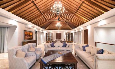 Dijual Luxury Villa Los Tebing/ Cliff front Pandawa beach, Nusa Dua, Bali.