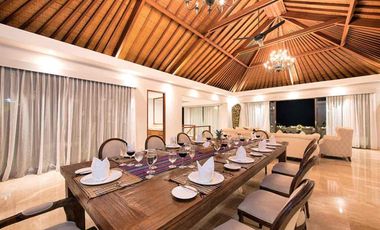 Dijual Luxury Villa Los Tebing/ Cliff front Pandawa beach, Nusa Dua, Bali.