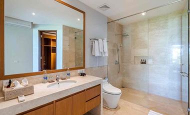 Dijual Luxury Villa Los Tebing/ Cliff front Pandawa beach, Nusa Dua, Bali.