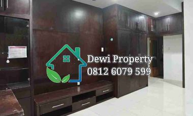 DISEWAKAN VILLA CEMARA ASRI JALAN CEMPAKA