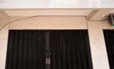 Ruko Gresss Ploso Baru Tambaksari Surabaya Timur Row jalan 2 mobil