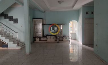 Rumah siap huni di Jalan Kembang Joyo