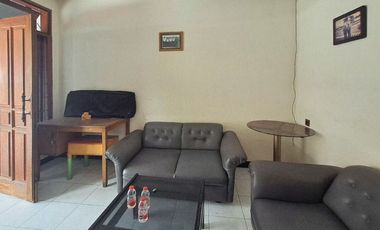 Rumah Second Wisma Tropodo Sidoarjo  Bebas Banjir