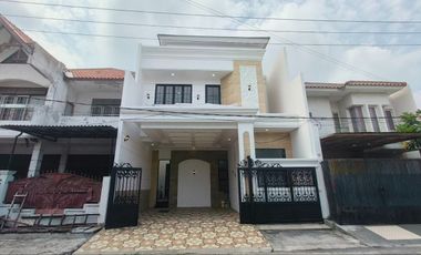 FOR SALE: Semi-Classic House in Babatan Beach, Surabaya. Minimalist 2-Storey House Near Kenjeran and Mulyosari Highways, Near ITS, UNAIR, and Galaxy M