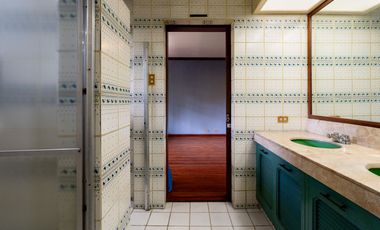 FOR SALE 4 BR Greenmeadows Village, QC