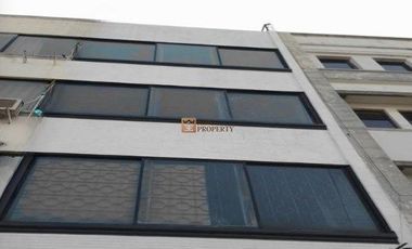 Disewakan Ruko Tanjung Selor Ruko strategis di pusat bisnis Cideng, cocok untuk kantor, toko, klinik, atau usaha komersial lainnya