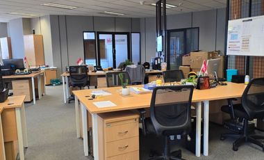 Disewa office space south quarter semi furnished di TB Simatupang Jakarta Selatan
