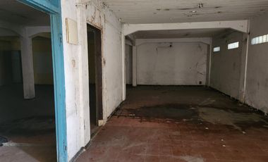 Disewakan ruang usaha 3 lantai di Jl Perserikatan Rawamangun