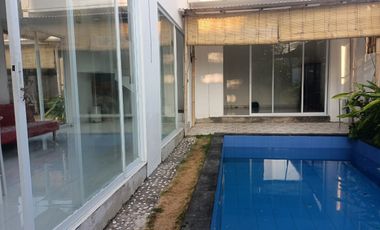 Modern Villa 140sqm FOR RENT / SALE 3 bedrooms 3 bathrooms 2 floor best investment Near Uluwatu Airis Pecatu Area