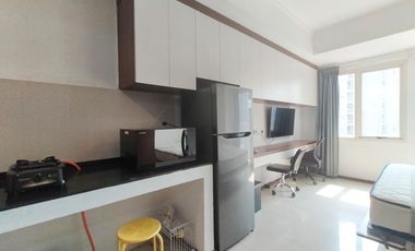 Apartment studio 26sqm for rent @ Royal Mediterania Garden Fully furnished Washing Machine Location Near Central Park, Office Tower APL SOHO Capital