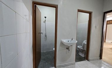 COMFORTABLE HOME IN PREMIUM LOCATION, 5BED 2.5BATH, LONG TERM RENT - JL GN PATAS, PADANG SAMBIAN KELOD