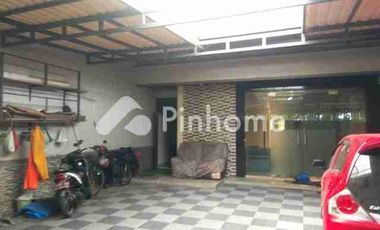 rumah strategis pinggir BKT‼️  jl Soekanto - duren sawit