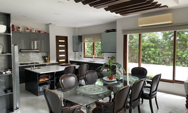 House and Lot For Sale at Paseo de Magallanes Village, Makati City