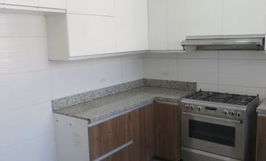 DPTO EN CALLE MARCONA (SURCO): A.O. DE 336 M2, 3 HABIT, 2.5 BAÑOS, $ 395,000