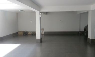 DPTO EN CALLE MARCONA (SURCO): A.O. DE 336 M2, 3 HABIT, 2.5 BAÑOS, $ 395,000