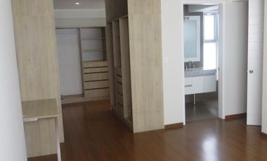 DPTO EN CALLE MARCONA (SURCO): A.O. DE 336 M2, 3 HABIT, 2.5 BAÑOS, $ 395,000