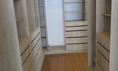 DPTO EN CALLE MARCONA (SURCO): A.O. DE 336 M2, 3 HABIT, 2.5 BAÑOS, $ 395,000