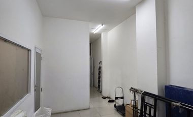 Dijual Gudang Green Sedayu Bizpark Daan Mogot, 6x20, Ada kantor