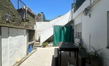 Propiedad con Dos Viviendas Independientes – Ideal para Vivienda Multifamiliar o Inversión – Rosario