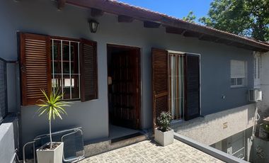 Propiedad con Dos Viviendas Independientes – Ideal para Vivienda Multifamiliar o Inversión – Rosario