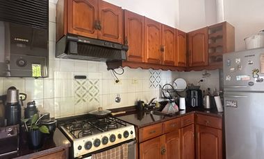 Propiedad con Dos Viviendas Independientes – Ideal para Vivienda Multifamiliar o Inversión – Rosario