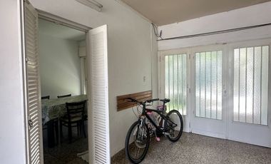 Propiedad con Dos Viviendas Independientes – Ideal para Vivienda Multifamiliar o Inversión – Rosario