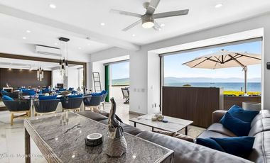 BAY VIEW GRAND