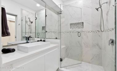 BAY VIEW GRAND