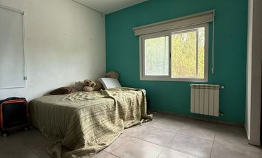 VÓRTICE INMOBILIARIA VENDE CASA EN B° PRIVADO PINARES DE FURLOTTI, MAIPÚ, MENDOZA