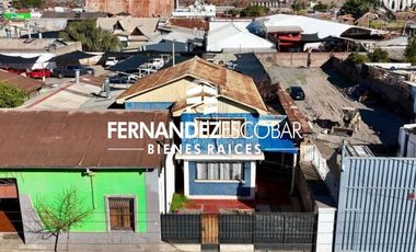 SAN FELIPE - VENDE CASA 5D 2B EN PLENO CENTRO