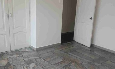 Alquilo Departamento de 3 Dormitorios, Piso 2, con garage, en la Ciudadela VERNAZA NORTE, cerca CC MALL DEL SOL