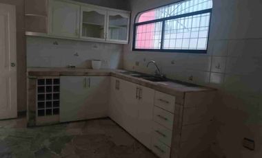 Alquilo Departamento de 3 Dormitorios, Piso 2, con garage, en la Ciudadela VERNAZA NORTE, cerca CC MALL DEL SOL