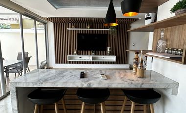 Casa de Alquiler en Samborondón Full Amoblada