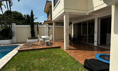 Casa de Alquiler en Samborondón Full Amoblada