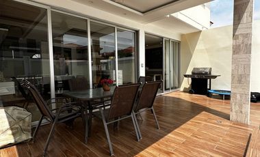 Casa de Alquiler en Samborondón Full Amoblada