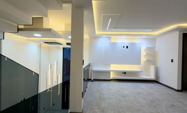 Casa en Venta – Paseos de la Herradura, Sur de Pachuca Residencia en esquina | Doble filtro de seguridad | Amplios espacios