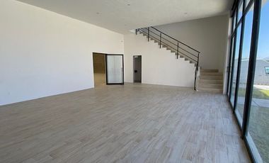 BODEGA INDUSTRIAL EN RENTA - ZONA TOLUQUILLA