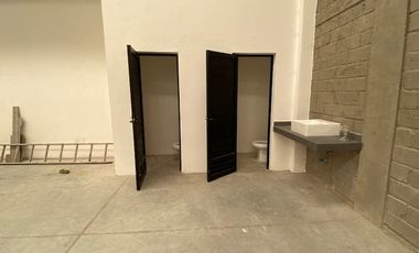 BODEGA INDUSTRIAL EN RENTA - ZONA TOLUQUILLA